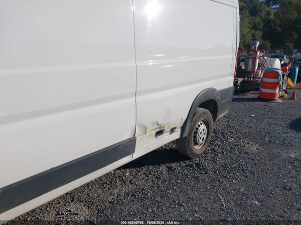 2025 RAM PROMASTER 2500 — I6