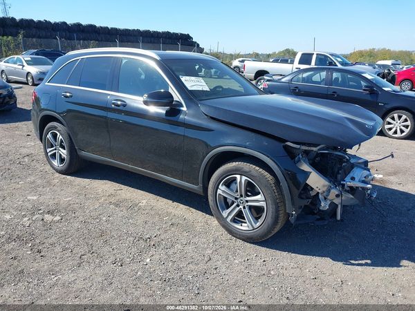 2020 MERCEDES-BENZ GLC 300 4MATIC — I1