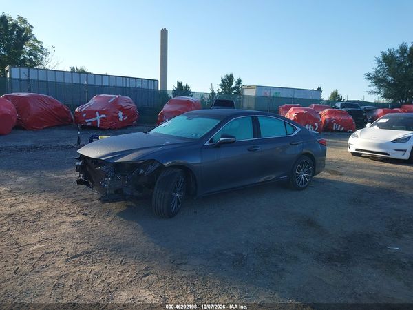 2022 LEXUS ES 300H — I2