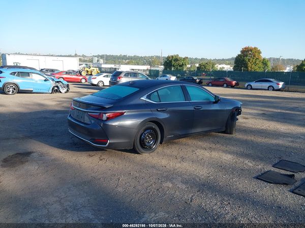 2022 LEXUS ES 300H 300h Premium — I4