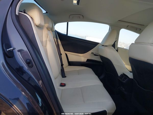 2022 LEXUS ES 300H 300h Premium — I8