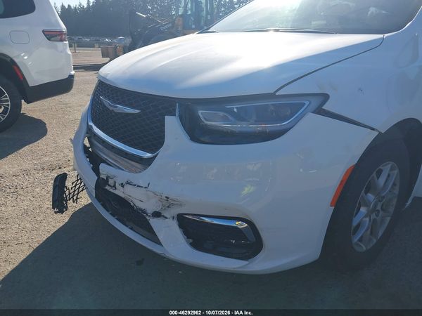 2025 CHRYSLER PACIFICA SELECT — I152