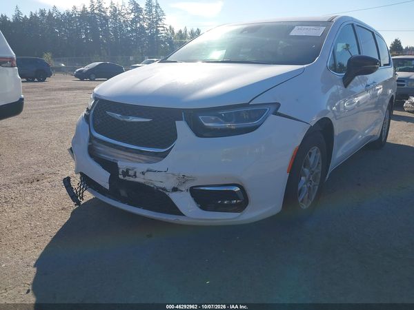 2025 CHRYSLER PACIFICA SELECT — I154