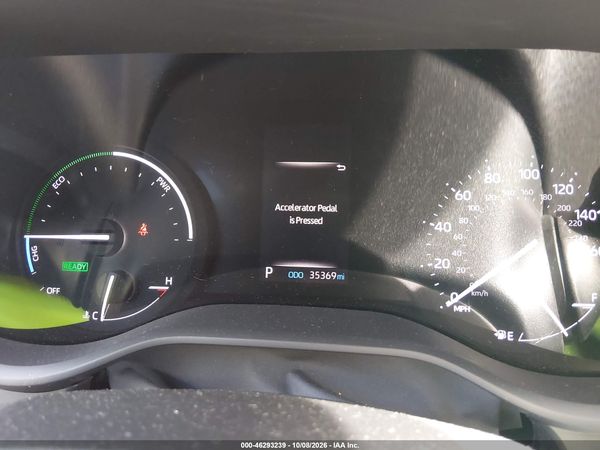 2024 TOYOTA SIENNA XLE — I7