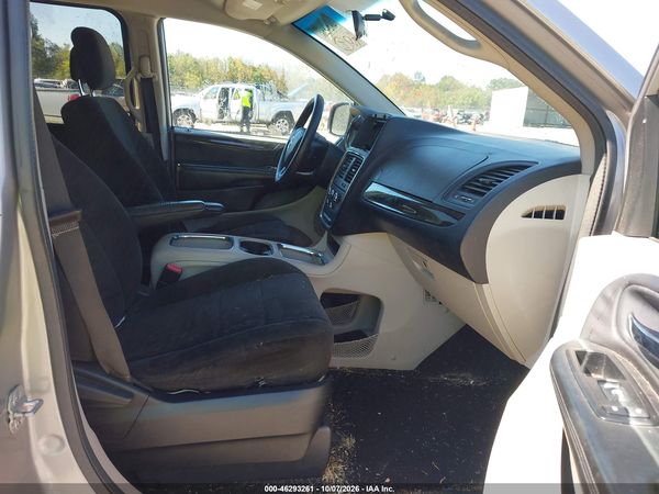 2013 DODGE GRAND CARAVAN SXT — I5