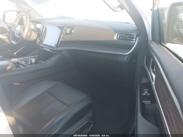 2024 JEEP WAGONEER L SERIES II 4X2 — I5