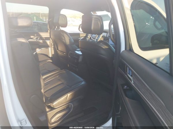 2024 JEEP WAGONEER L SERIES II 4X2 — I8