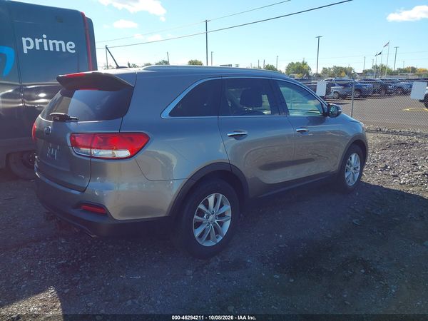2017 KIA SORENTO 2.4L LX — I4