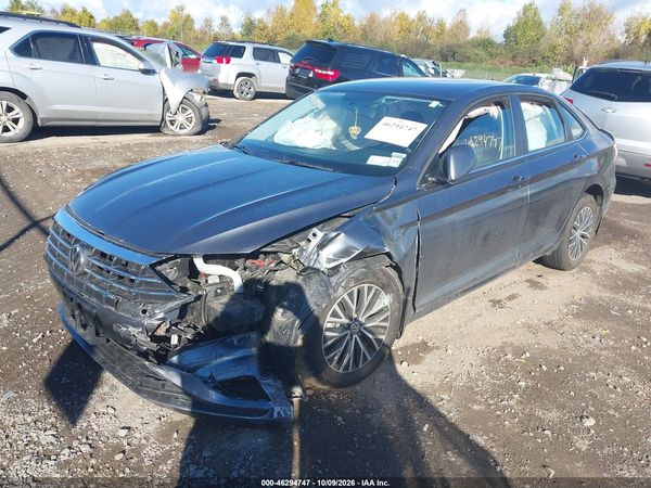2021 VOLKSWAGEN JETTA S / SE / R-Line — I2