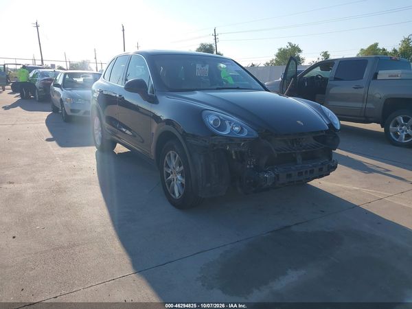 2014 PORSCHE CAYENNE PLATINUM EDITION — I1