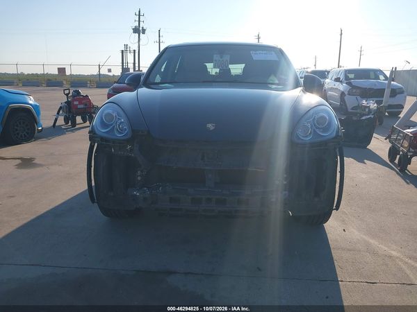 2014 PORSCHE CAYENNE PLATINUM EDITION — I115