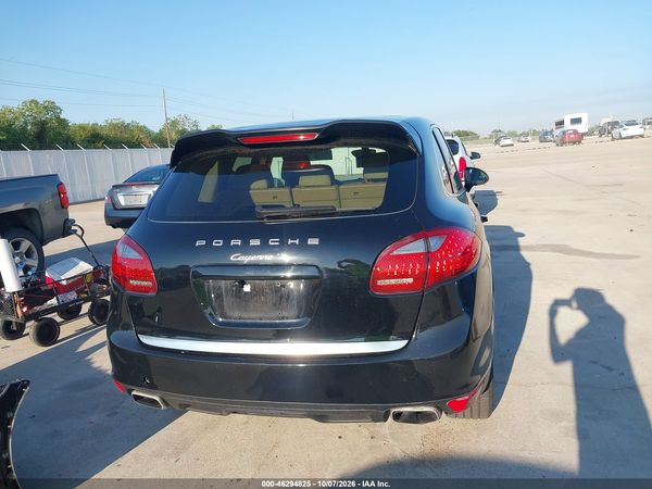 2014 PORSCHE CAYENNE PLATINUM EDITION — I119