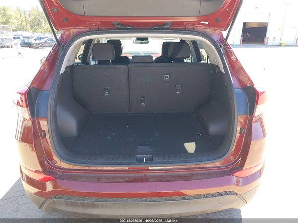2018 HYUNDAI TUCSON SE — I154