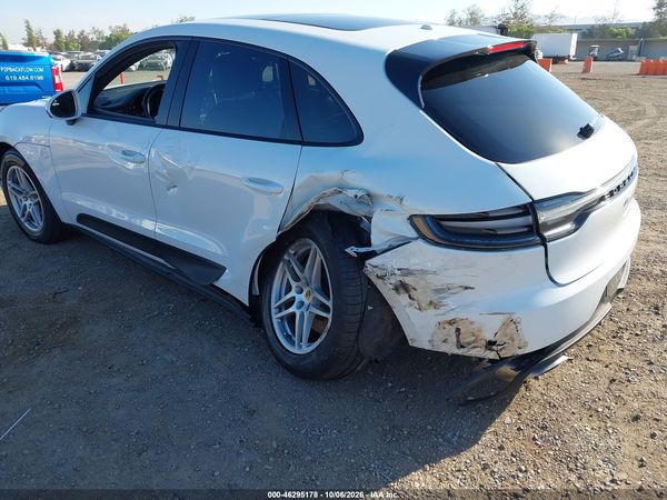 2019 PORSCHE MACAN — I6