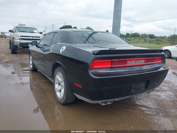2012 DODGE CHALLENGER SXT — I3