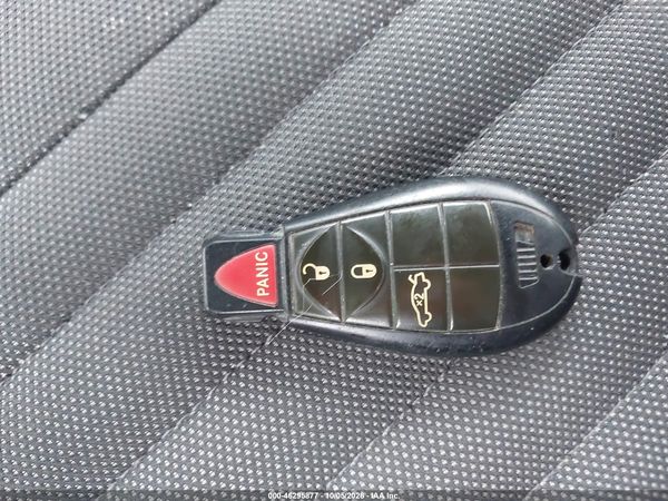 2012 DODGE CHALLENGER SXT — I11