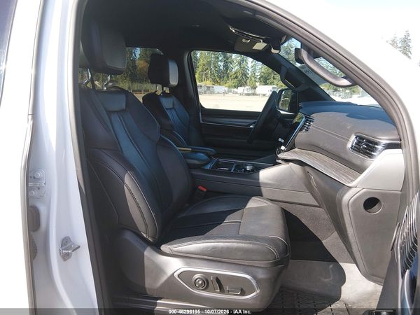 2024 JEEP WAGONEER L SERIES II 4X4 — I5