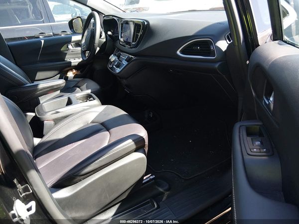 2026 CHRYSLER PACIFICA SELECT — I5