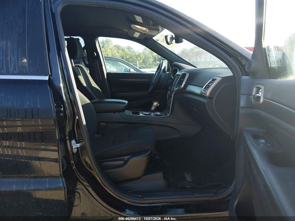2017 JEEP GRAND CHEROKEE LAREDO 4X4 — I5