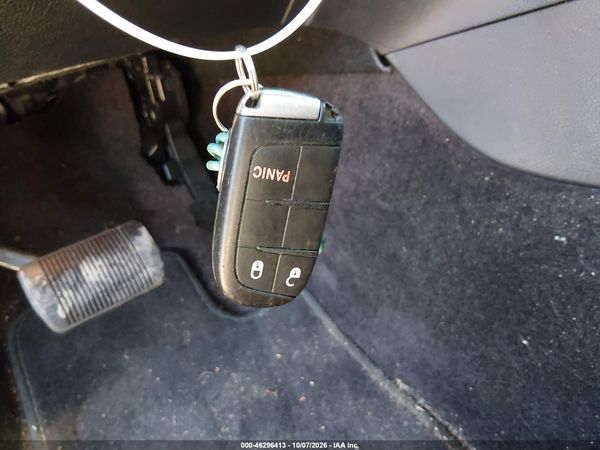 2017 JEEP GRAND CHEROKEE LAREDO 4X4 — I11