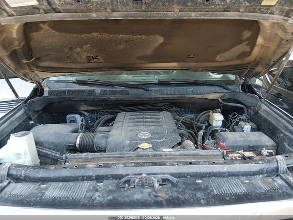 2016 TOYOTA TUNDRA SR5 5.7L V8 — I10