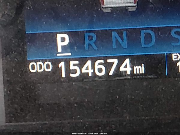 2016 TOYOTA TUNDRA SR5 5.7L V8 — I118