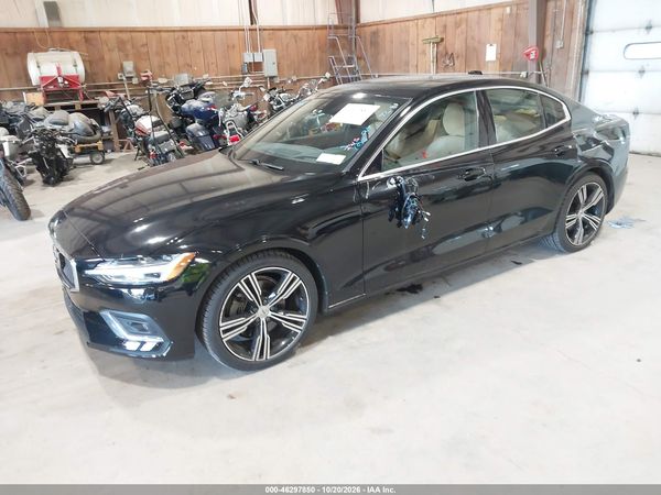 2019 VOLVO S60 T5 INSCRIPTION — I2