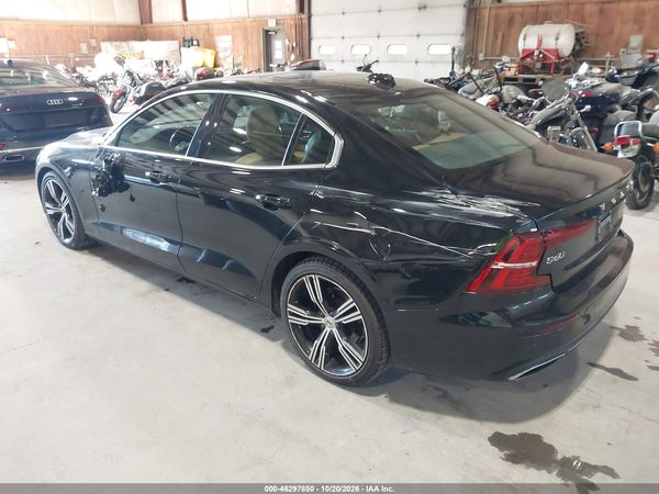 2019 VOLVO S60 T5 INSCRIPTION — I3