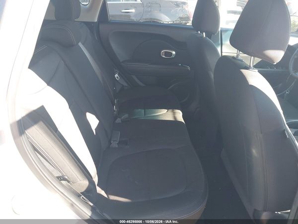 2018 KIA SOUL Base — I8
