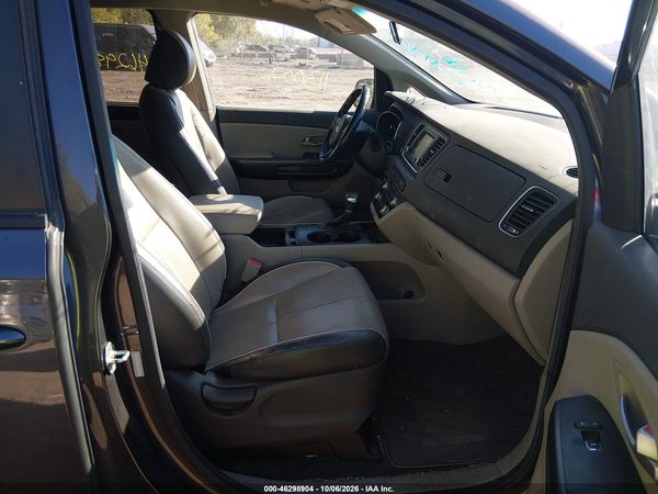 2017 KIA SEDONA LX — I5