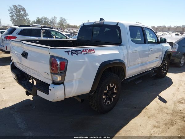 2023 TOYOTA TACOMA TRD OFF ROAD — I4