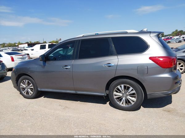2019 NISSAN PATHFINDER SV — I117