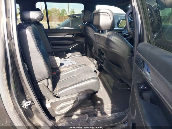 2024 JEEP WAGONEER L SERIES II 4X4 — I8