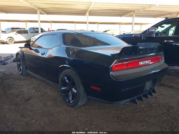 2014 DODGE CHALLENGER SXT — I3