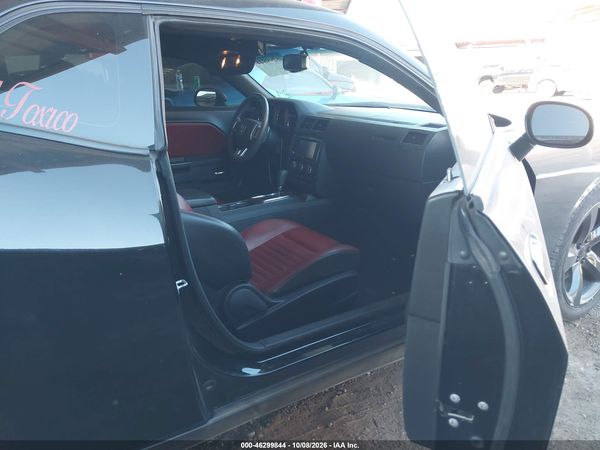 2014 DODGE CHALLENGER SXT — I5