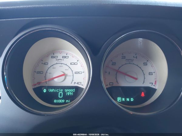 2014 DODGE CHALLENGER SXT — I7