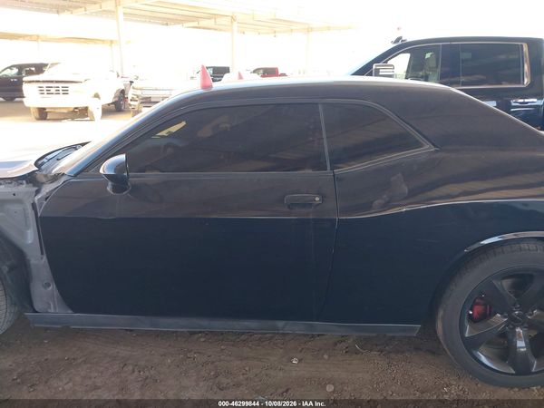 2014 DODGE CHALLENGER SXT — I117