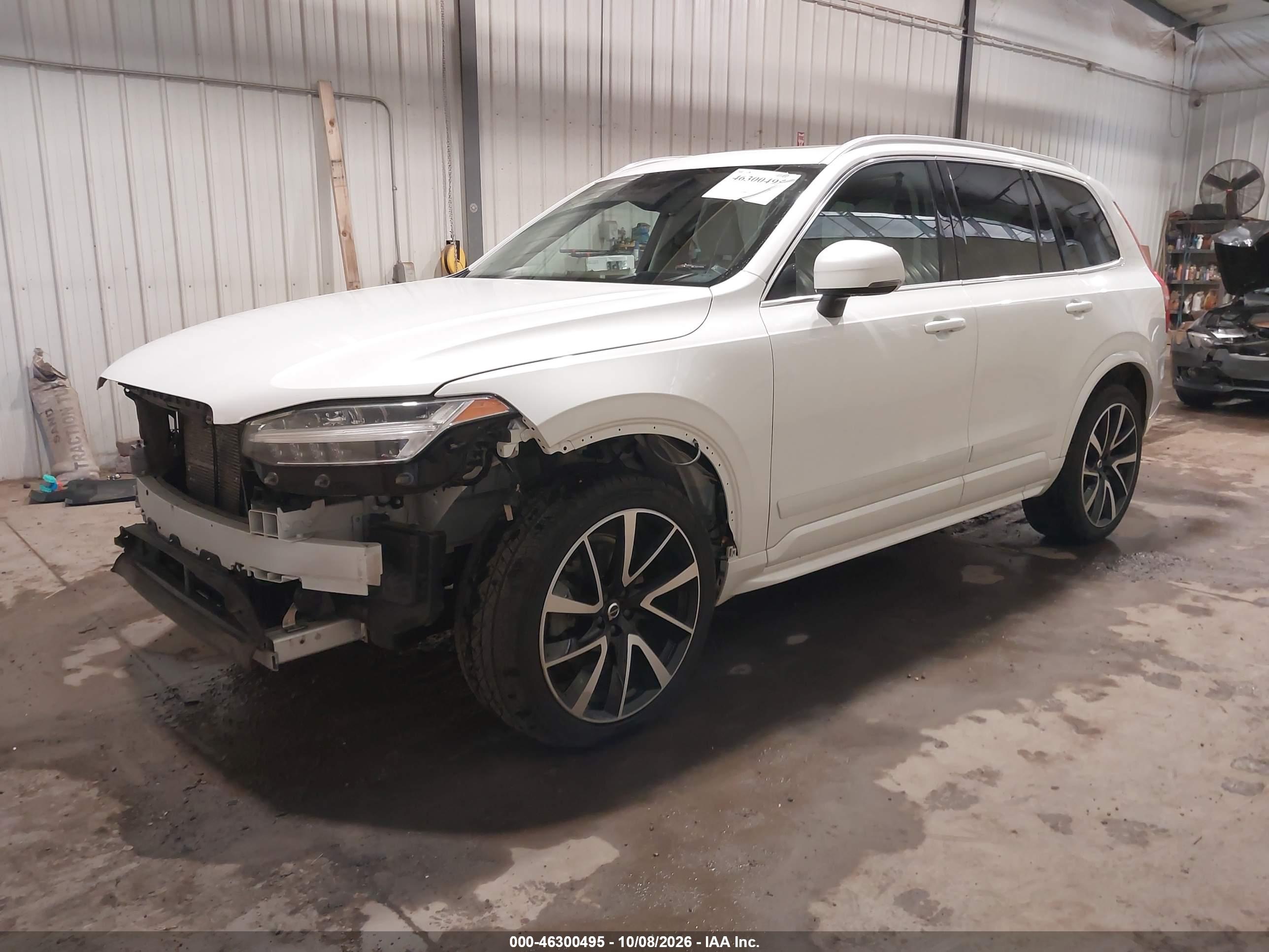 2020 VOLVO XC90 T6 MOMENTUM 6 PASSENGER — I2