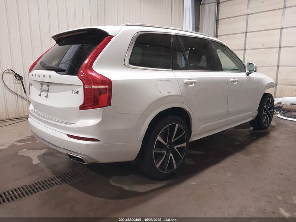 2020 VOLVO XC90 T6 MOMENTUM 6 PASSENGER — I4