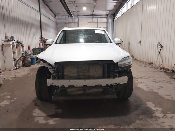 2020 VOLVO XC90 T6 MOMENTUM 6 PASSENGER — I115