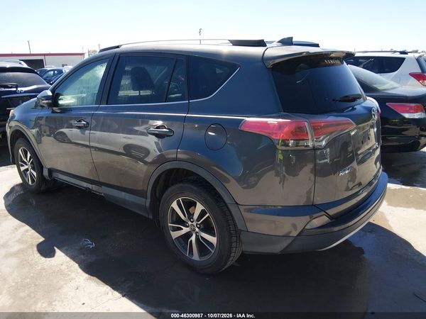 2016 TOYOTA RAV4 XLE — I3