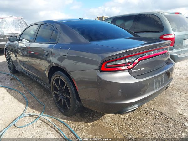 2015 DODGE CHARGER SE — I3