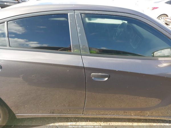 2015 DODGE CHARGER SE — I116