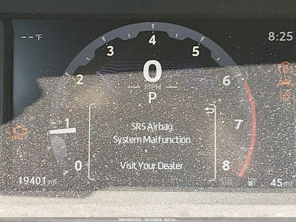 2025 TOYOTA TACOMA SR — I118
