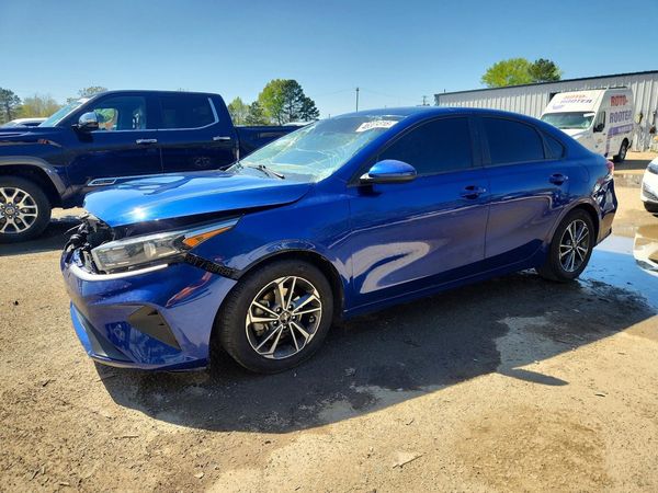 2022 KIA FORTE FE, LXS