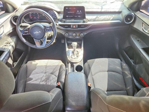 2022 KIA FORTE FE, LXS