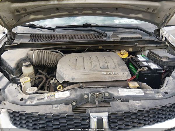 2016 DODGE GRAND CARAVAN SXT — I10
