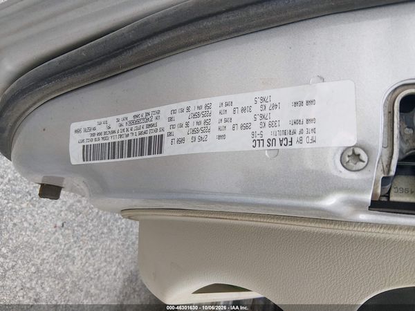 2016 DODGE GRAND CARAVAN SXT — I11