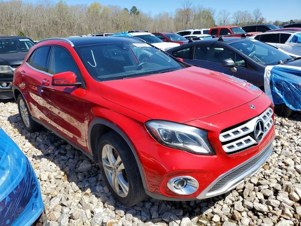 2020 MERCEDES-BENZ GLA GLA250