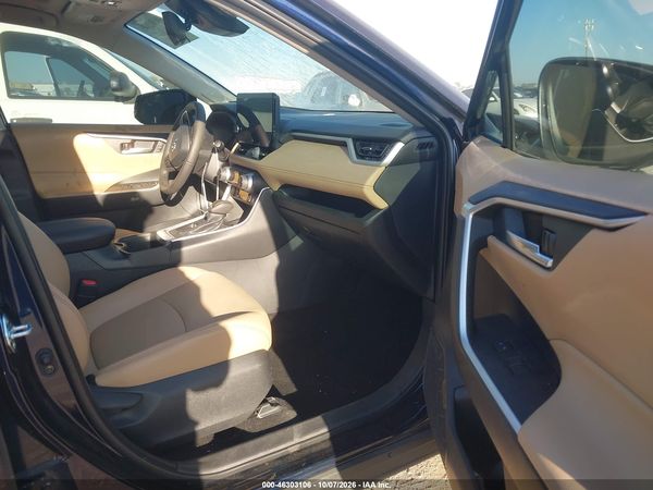 2024 TOYOTA RAV4 XLE PREMIUM — I5